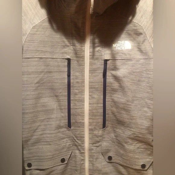 Men’s North Face 2018 Winter Olympics Snowboard Jacket - Picture 7 of 13